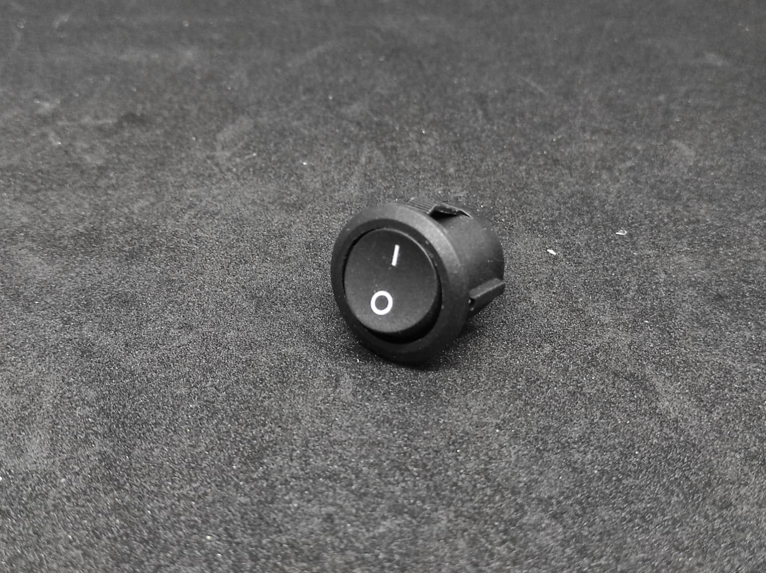 YUVARLAK ANAHTAR SİYAH 0-1