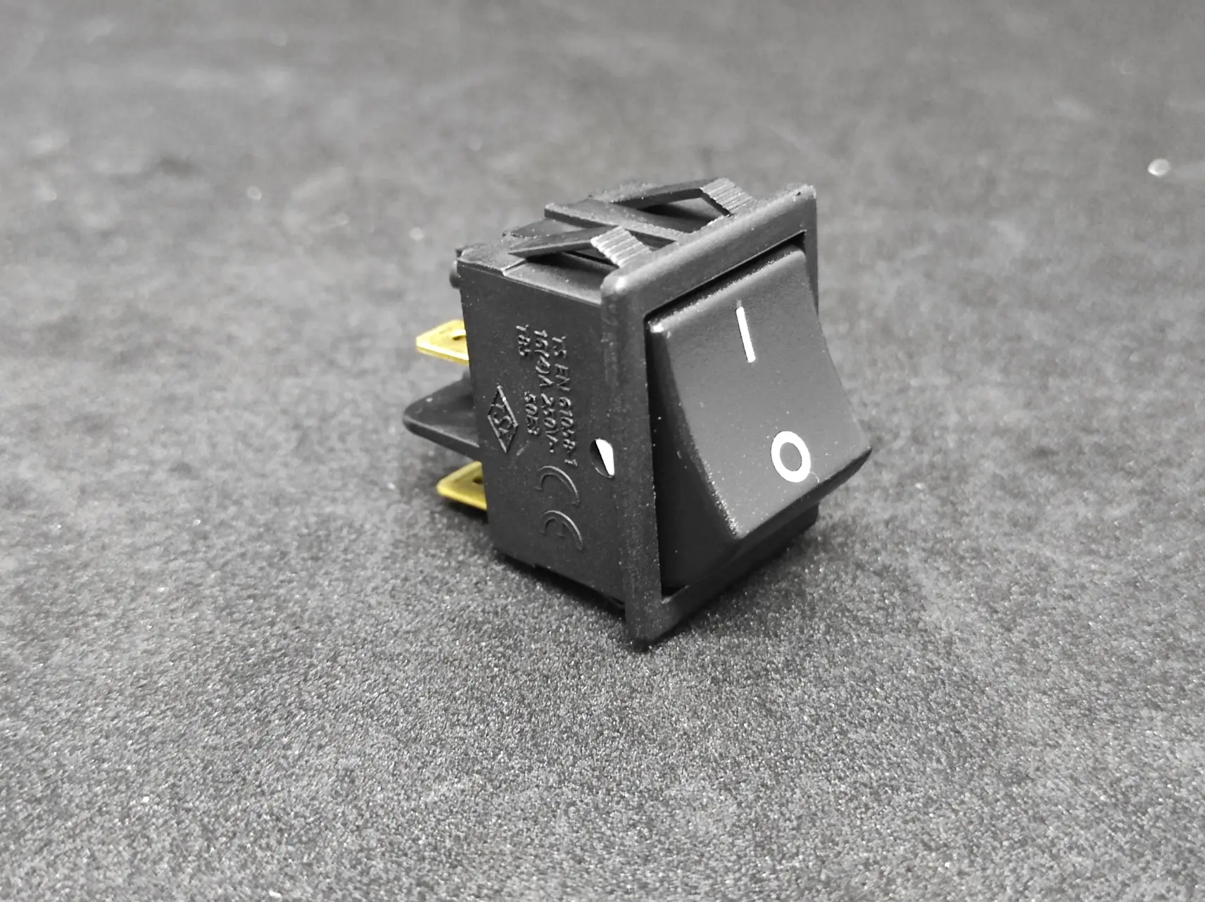 KARE ANAHTAR SİYAH 0-1