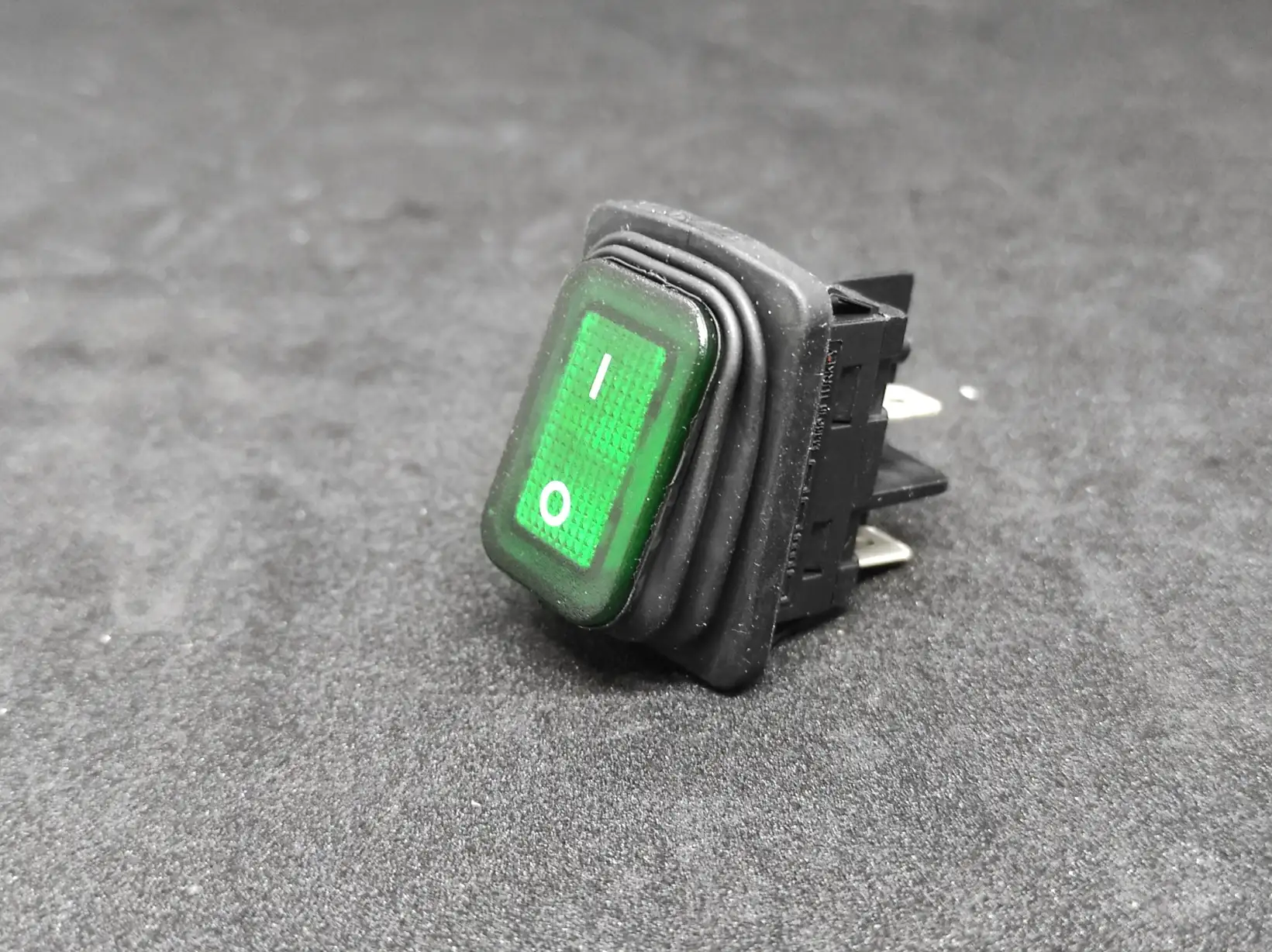 KÖRÜKLÜ ANAHTAR YEŞİL 0-1